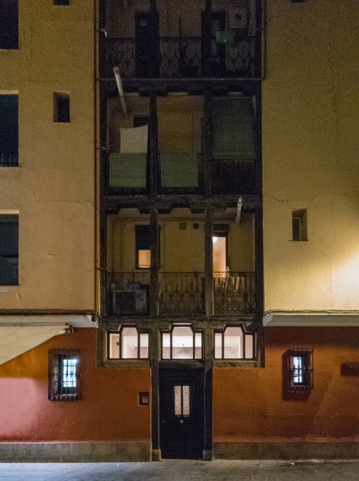 fotografia edificio fachada lavapies ventanas hogares arquitectura paisaje urbano siuacionismo psicogeografia antonio beltran